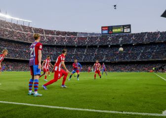 LaLiga denuncia insultos de aficionados del Barcelona a Gil Manzano