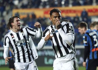 Danilo salva a la Juventus en el descuento ante el Atalanta