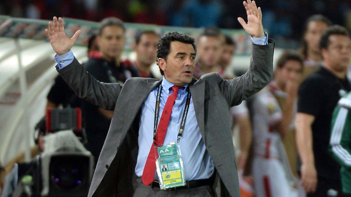 Dos técnicos españoles llevan cinco años esperando que la Federación de Guinea les pague