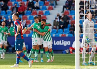 Fekir vale una plaza Champions