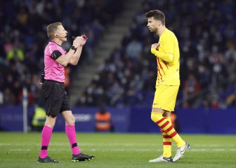 Piqué, increpado y expulsado