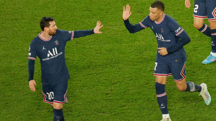 Mbappé imparable; Leo Messi, suspenso para los medios franceses
