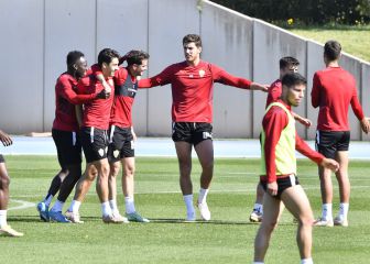 El Almería, a declarar el estado de alegría en el debut de Exteberría