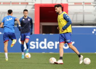 Lezama subasta esta noche tres puntos vitales por la permanencia