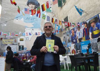 El día que Maradona bajó al fango en Acerra