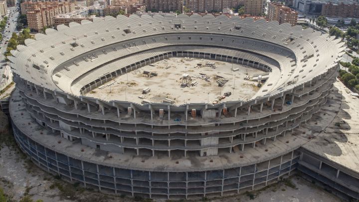 El Valencia tramita la solicitud de licencias para poder reanudar la obra del estadio