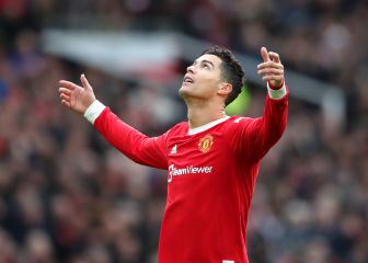 El United se abona al empate y peligra su plaza Champions