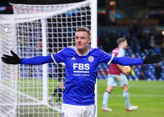 El Leicester se aleja del descenso a costa del Burnley