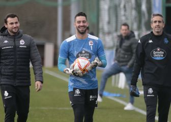 Ian Mackay sonríe y ya mira al derbi con el Racing de Ferrol