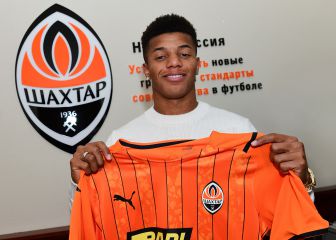 La novia de Neres asegura que el Ajax los ha dejado tirados ante la guerra