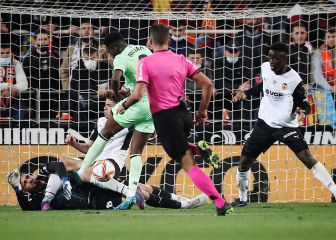 Bordalás corta la hemorragia