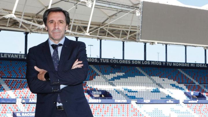 Mi?ambres: "La direccin deportiva debe tener peso en las decisiones"