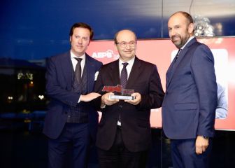 La AEPS premia a Castro