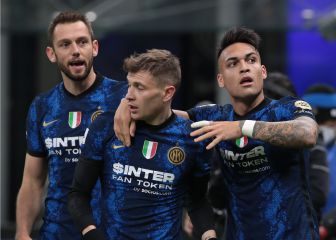El Inter golea y marca el paso del líder