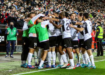 El Valencia coge carrerilla y deja tocado al Granada