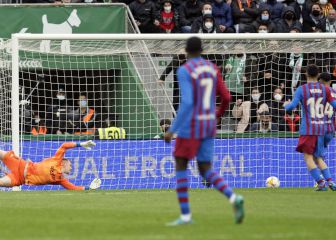 Paco Buyo no se muerde la lengua con el arbitraje del Elche-Barça
