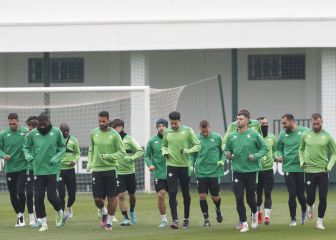 Canales regresa y entra en la
lista del Betis ante el Eintracht