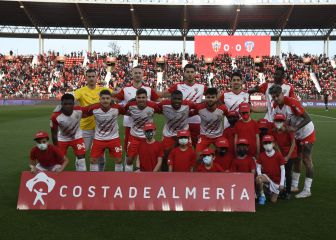 Aprobados y suspensos del Almería: la sociedad Sadiq-Portillo, sin premio