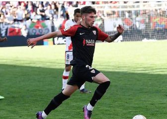 El VAR le agua un debut de oro al lateral sevillista José Ángel