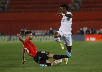 La polémica en Son Moix: sin amarilla a Casemiro, sin roja a Maffeo ni a Raíllo...