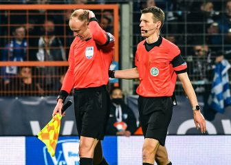 El Bochum-Mönchengladbach, suspendido por el lanzamiento de un vaso al linier