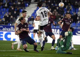 El Huesca y Xisco respiran frente a un tímido Burgos