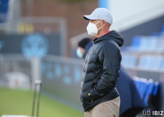 Jémez: “Si no le quitamos el balón al Girona difícilmente podremos competir”