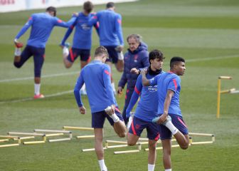 Simeone se lleva a Barrios, Carlos Martín y Giuliano