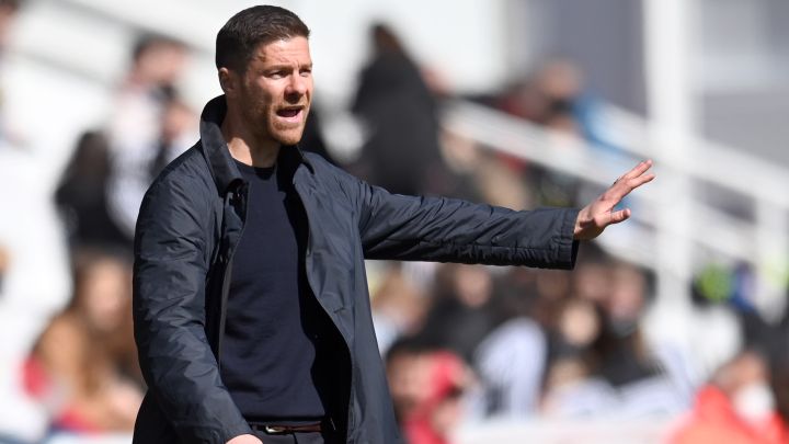 Ecos del Clsico: Xabi Alonso
se convierte en tendencia...