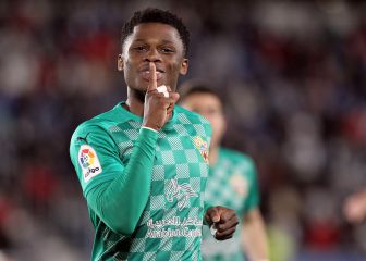 Fernando y Ramazani frenan al Tenerife en el Heliodoro