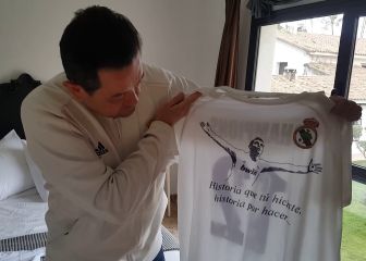 Roncero enseña su colección de camisetas históricas: una auténtica pasada