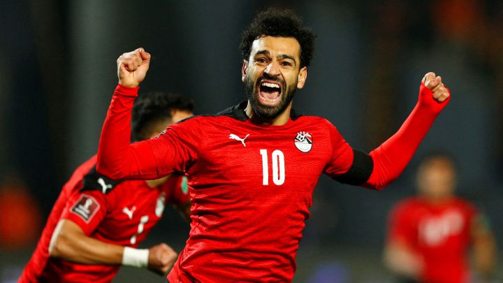 Diouf: "Un traspaso de Salah al Madrid significaría volver a empezar"