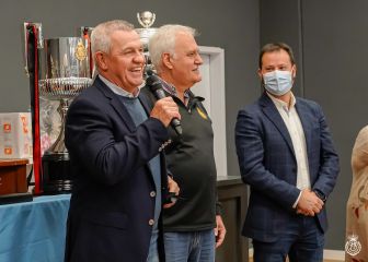 Javier Aguirre asiste a su primer acto mallorquinista
