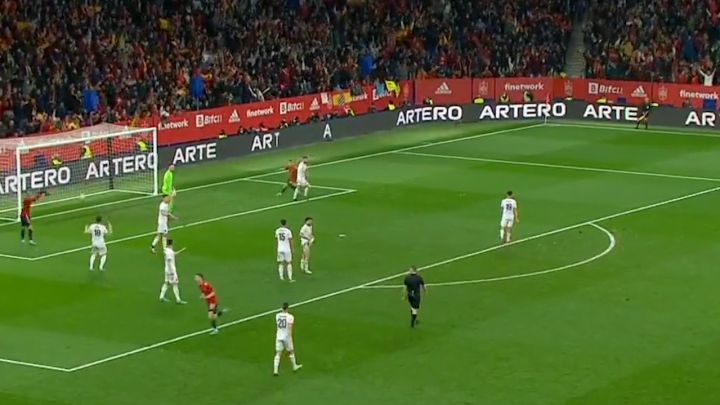 El golazo escandaloso de Dani Olmo para salvar a España en el último minuto