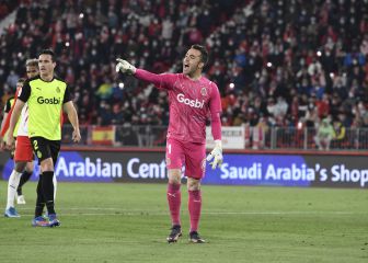 Juan Carlos frena en seco al Almería y al VAR