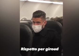 Giroud en un avión y un tiffosi del Inter: lo que hace ha enamorado a La Gazzetta