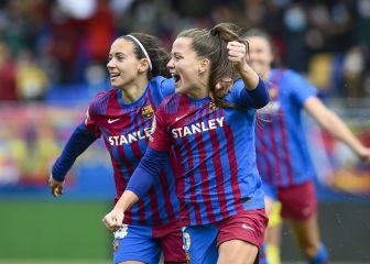 Pina lidera la goleada del Barcelona con un hat-trick
