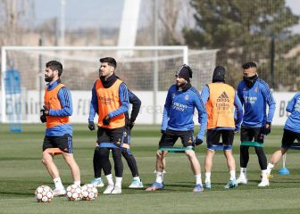 Una ausencia y dos tocados