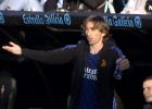 Modric, pillado dando órdenes: 'Vaya tonto, madre mía...'