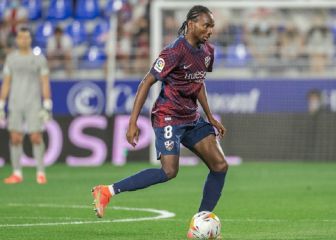 Nwakali deja de ser jugador del Huesca