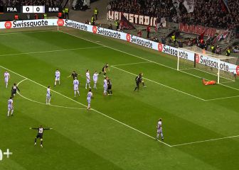 Si te hacen un gol así, no te queda más que aplaudir: la volea que da esperanzas al Eintracht
