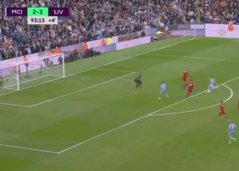 Guardiola y todo el estadio con las manos en la cabeza: el loco final del City-Liverpool en el 94'
