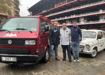 Un 600 y una furgoneta lideran la caravana valencianista para la final de Copa