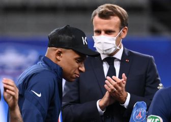 Macron le echa una mano al PSG