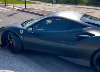 Surrealista: Kurzawa llega a entrenar en su Ferrari 15 minutos tarde y nadie le abre