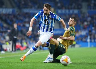 Januzaj apunta a ocupar el hueco de Silva contra el Barça