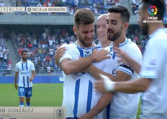 El Tenerife golea al Fuenlabrada