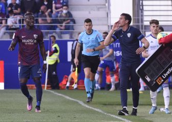 El Huesca busca entrenador para la próxima temporada