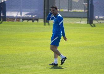 Xavi mete mano en el Barça B