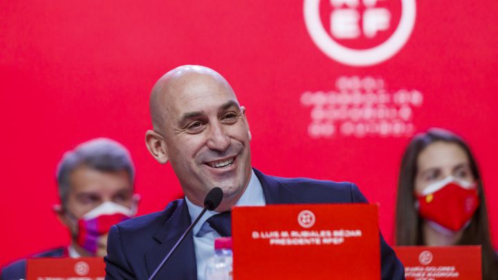 Rubiales cobrará más si el Barça acaba segundo la Liga